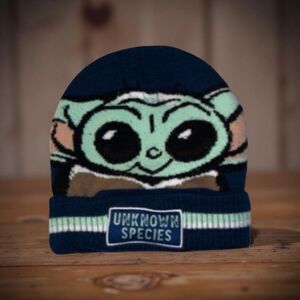 Unisex Kids Star Wars Baby Yoda “UNKNOWN SPECIES" Knit Beanie